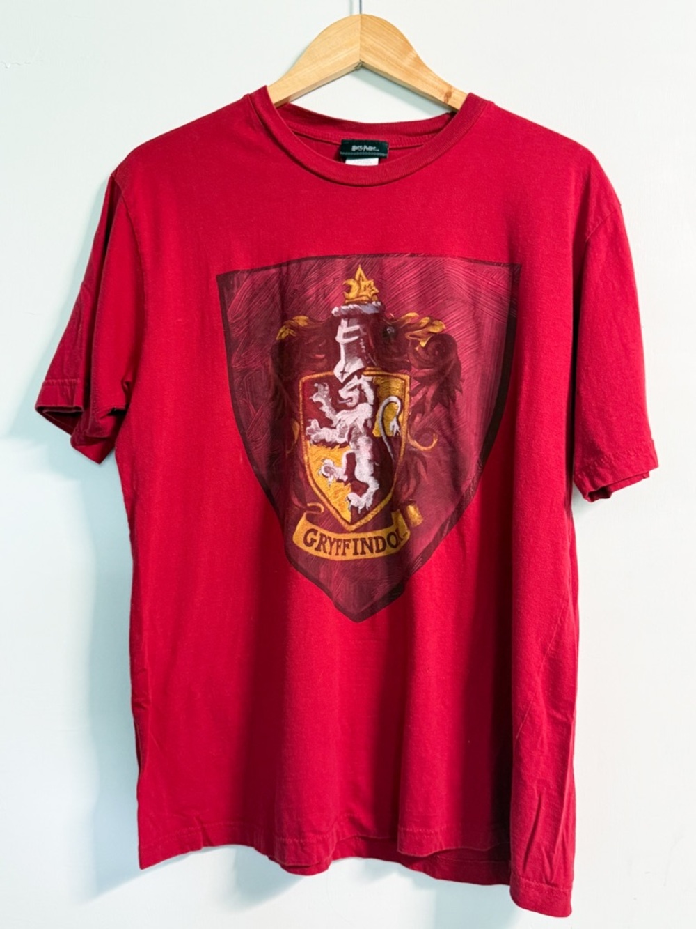 Vintage 2000s Harry Potter Gryffindor House Crest Tee Red XL Cotton